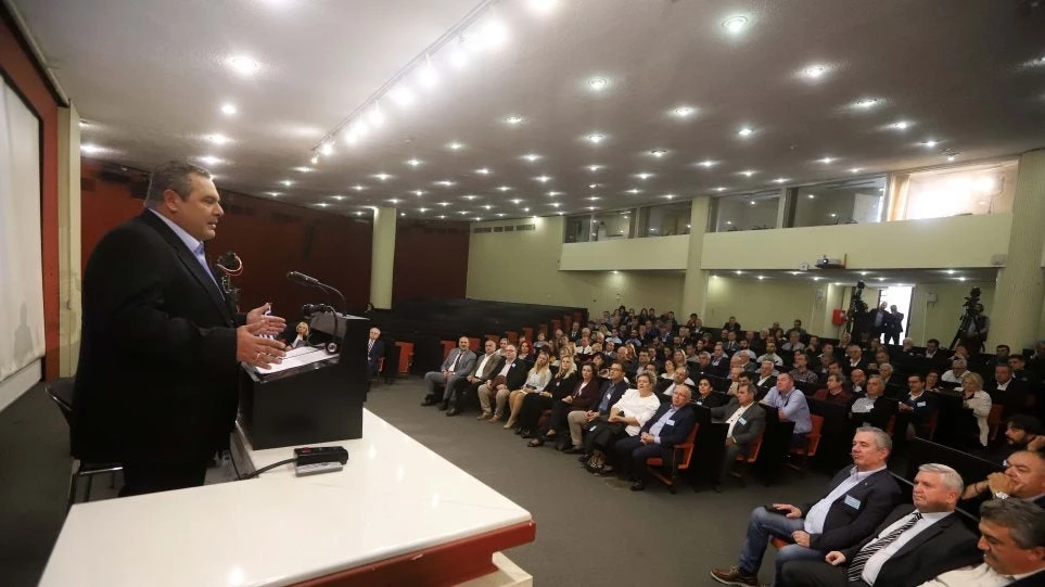 Καμμένος για Κουίκ-Κουντουρά: Τους διορίσαμε μέχρι και σε υπουργικούς θώκους και μας κάνουν κριτική